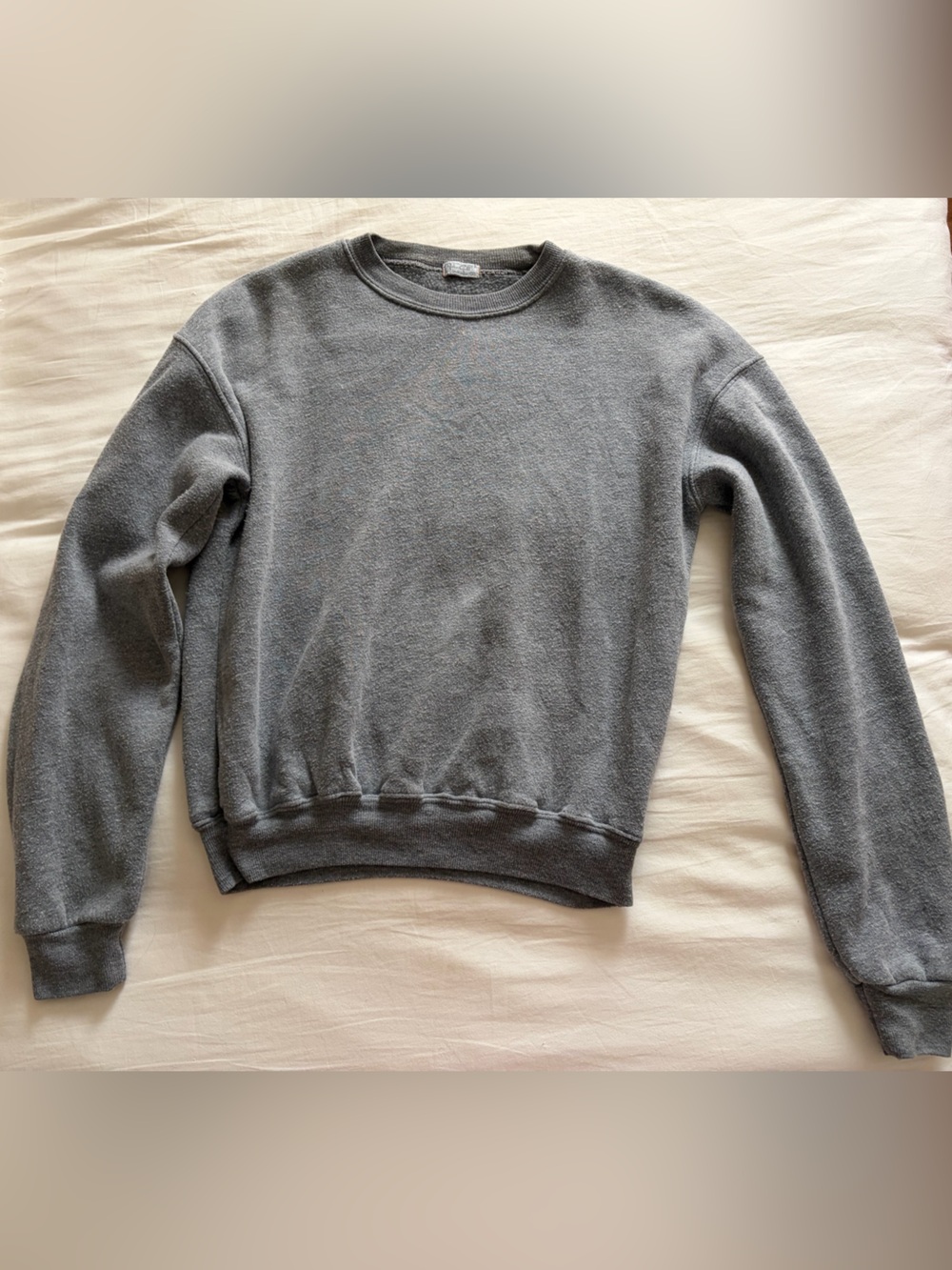 Brandy Melville Gray Crewneck Sweater
